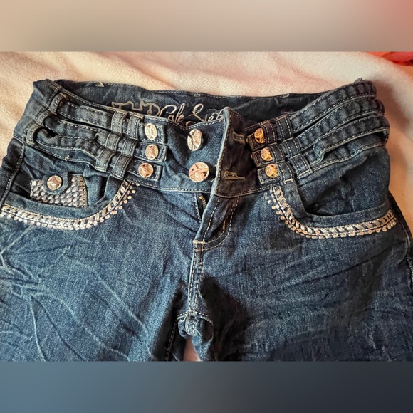 90’s skinny jeans with no back pockets - Picture 1 of 3